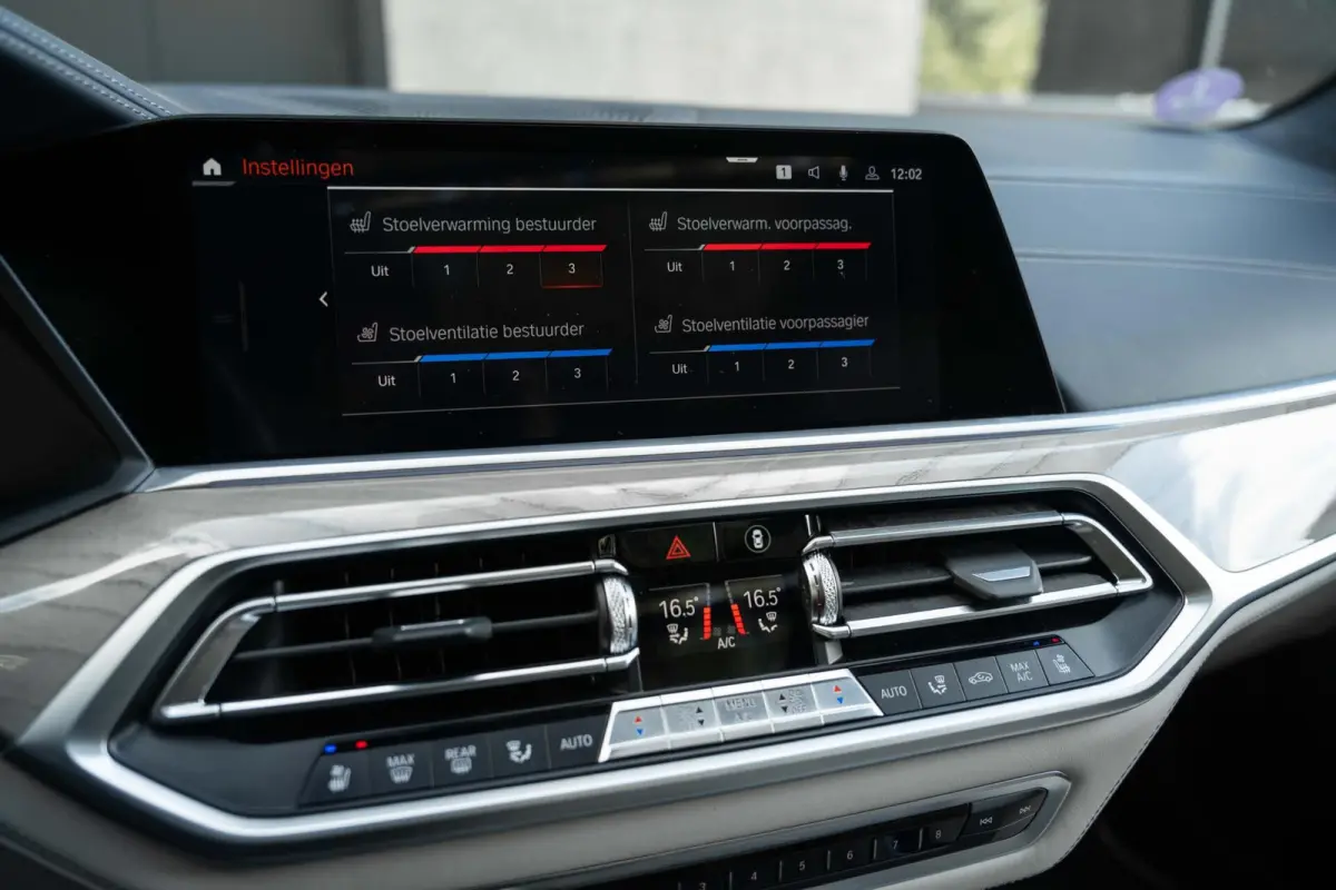 xDrive40i M Sport H/K Skylounge Massage SoftClose 22'