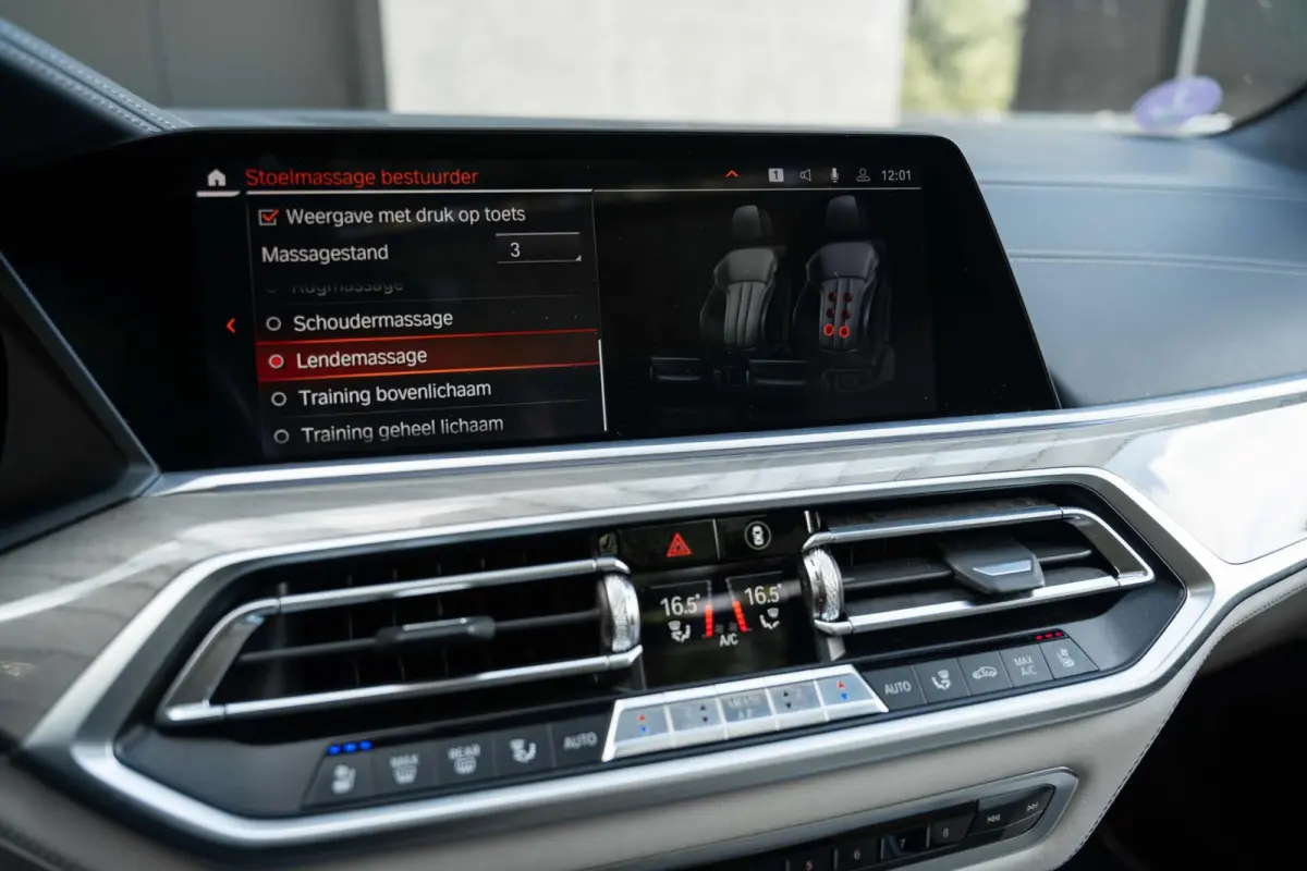 xDrive40i M Sport H/K Skylounge Massage SoftClose 22'