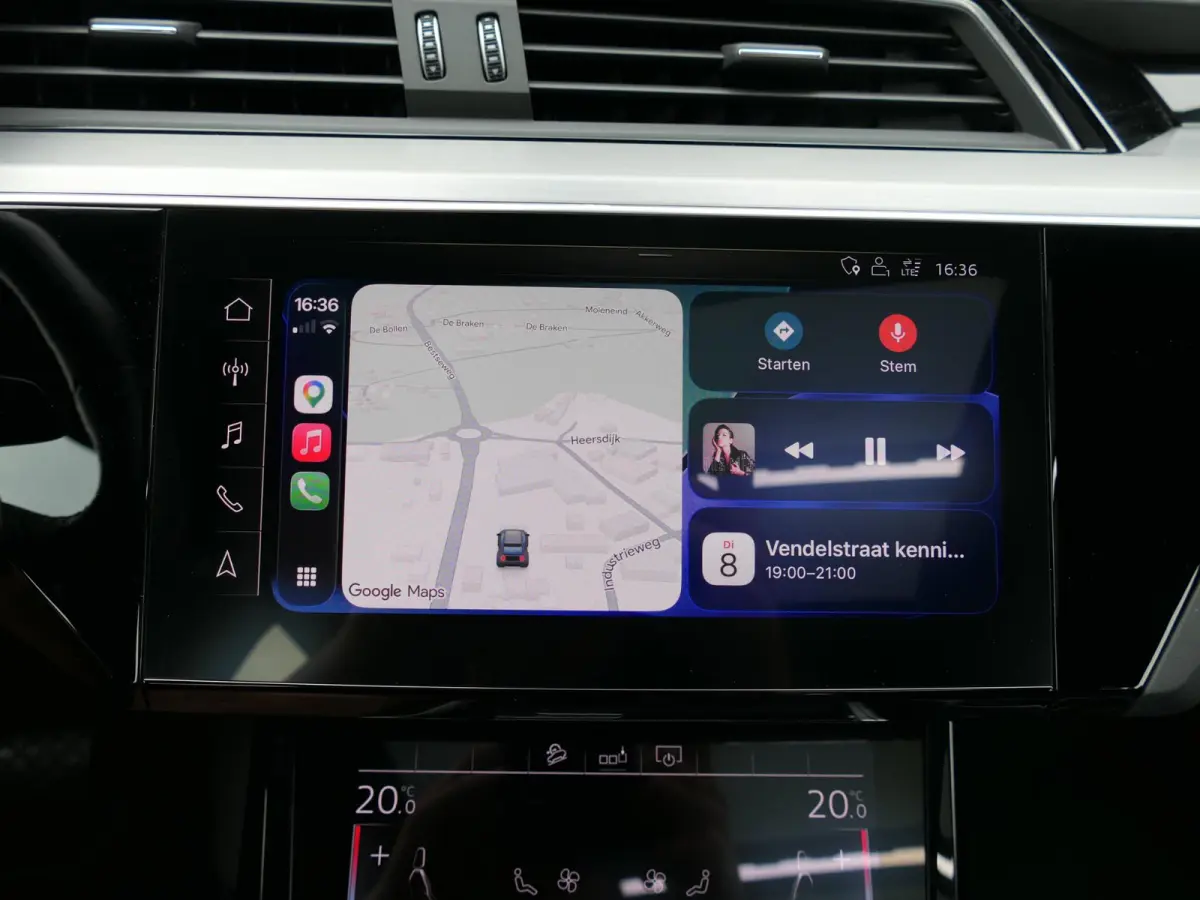 e-tron 55 quattro advanced 95 kWh | 360°-camera | Trekhaak | 21-inch velgen | Apple-/Android Carplay | Elektrische achterklep | Memory | bang & olufsen | Acc |
