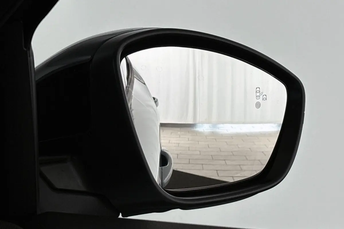 1.2 Hybrid 145 Allure Keyless 360-Camera Dodehoek
