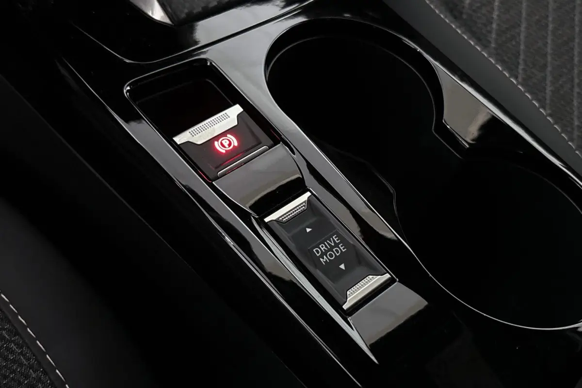 1.2 Hybrid 145 Allure Keyless 360-Camera Dodehoek