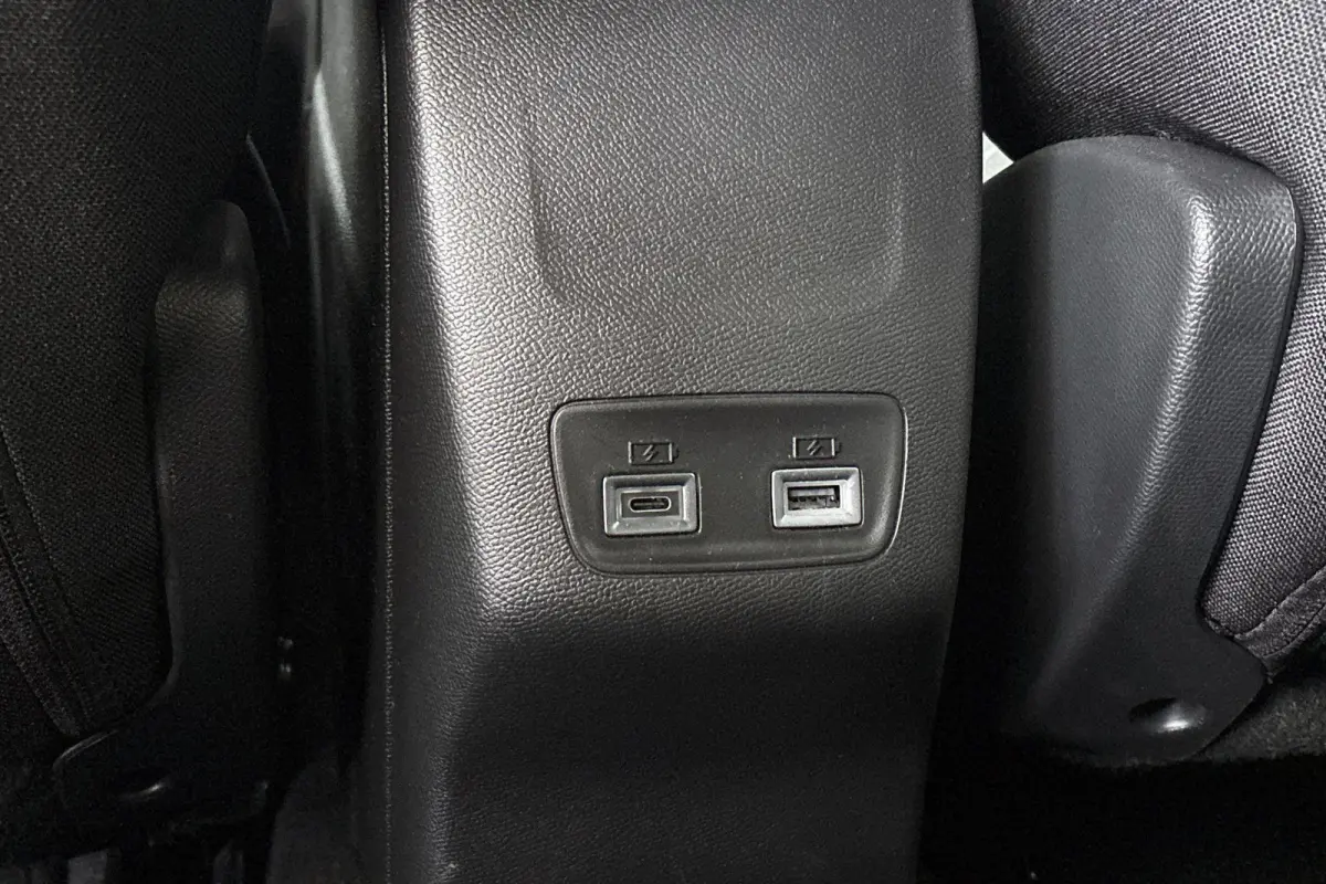 1.2 Hybrid 145 Allure Keyless 360-Camera Dodehoek
