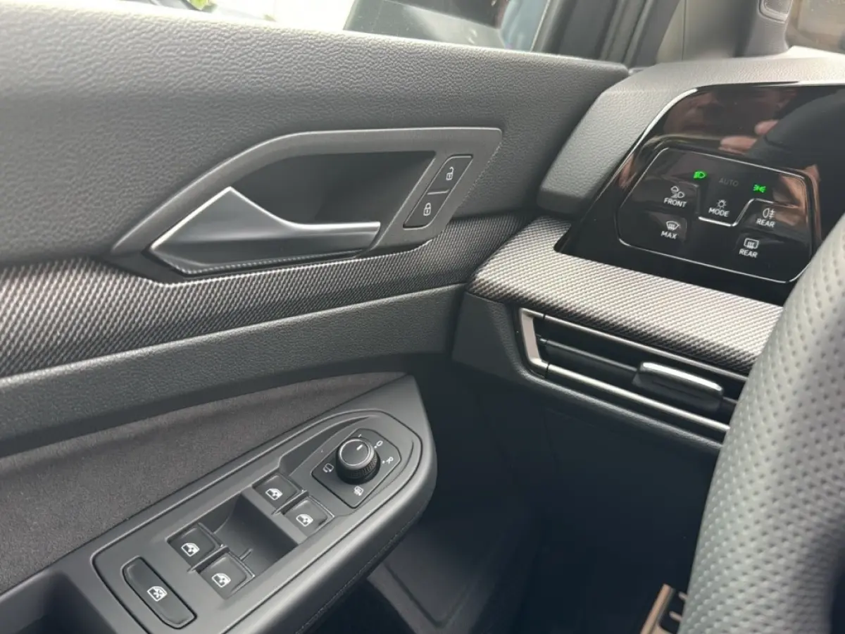 1.5 eTSI R-LINE PANO-DAK/CAMERA/NAVI/CARPLAY/ACC/STOEL-STUURVERW