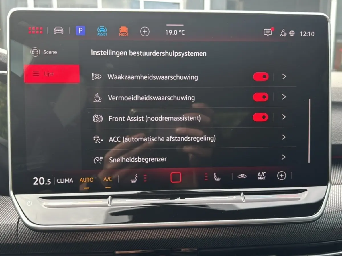 1.5 eTSI R-LINE PANO-DAK/CAMERA/NAVI/CARPLAY/ACC/STOEL-STUURVERW