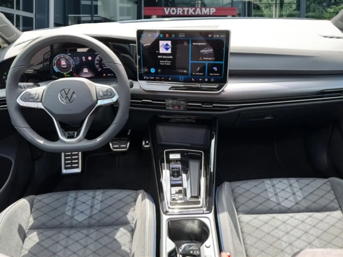1.5 eTSI R-LINE PANO-DAK/CAMERA/ACC/STOEL+STUURVERW/CARPLAY