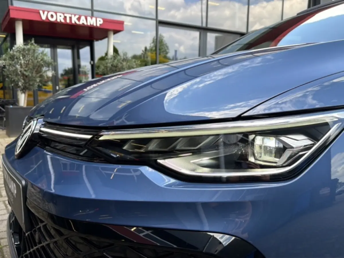 1.5 eTSI R-LINE PANO-DAK/CAMERA/ACC/STOEL+STUURVERW/CARPLAY