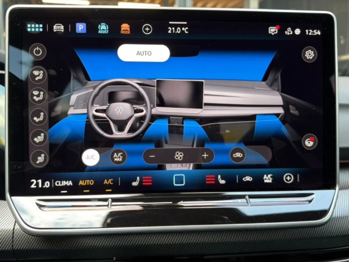 1.5 eTSI R-LINE PANO-DAK/CAMERA/ACC/STOEL+STUURVERW/CARPLAY