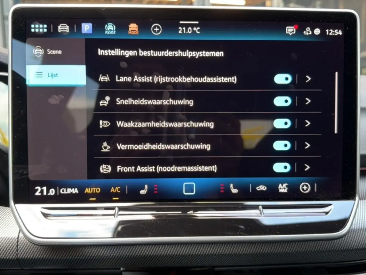 1.5 eTSI R-LINE PANO-DAK/CAMERA/ACC/STOEL+STUURVERW/CARPLAY