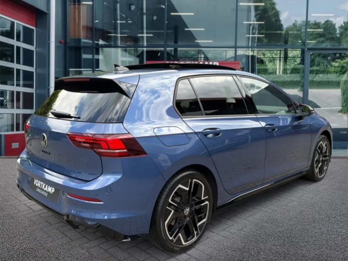 1.5 eTSI R-LINE PANO-DAK/CAMERA/ACC/STOEL+STUURVERW/CARPLAY