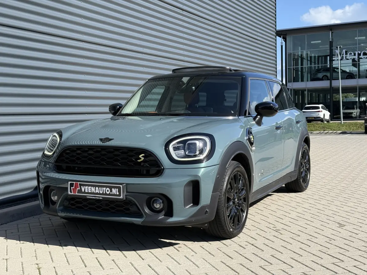 1.5 Cooper ALL4 Leder/Pano/H&K/Camera