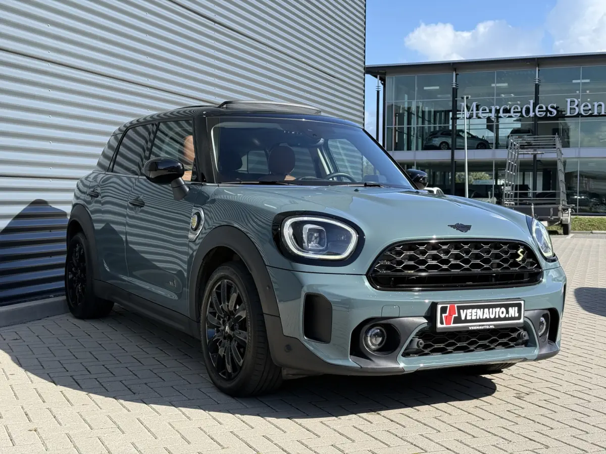 1.5 Cooper ALL4 Leder/Pano/H&K/Camera