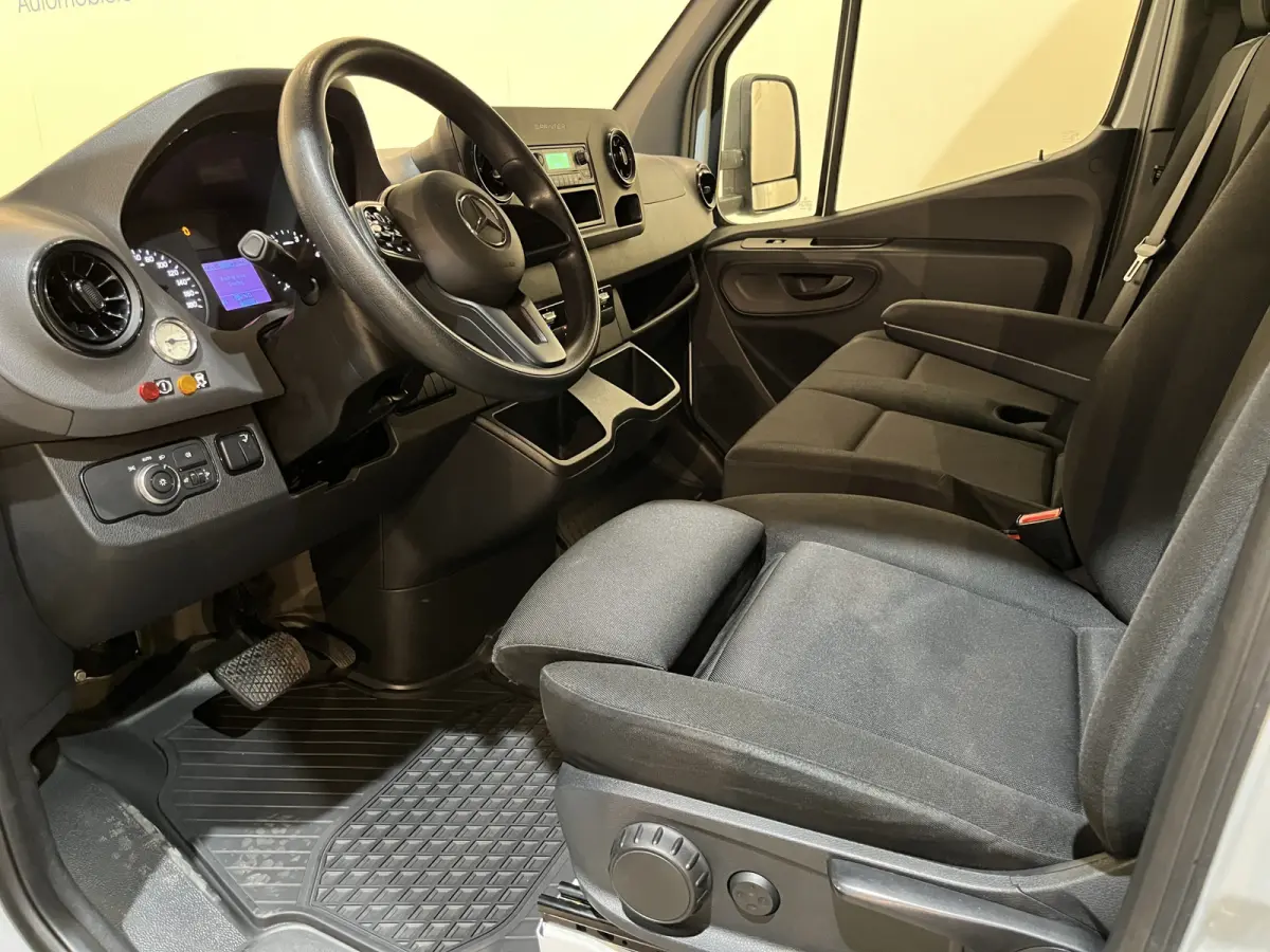 314 CDI BE-Combi Clixtar N1 Aut. / Laadklep / Laadverm. 2.832 KG / Euro 6 /  Airco / Cruise Control / 3-Zits