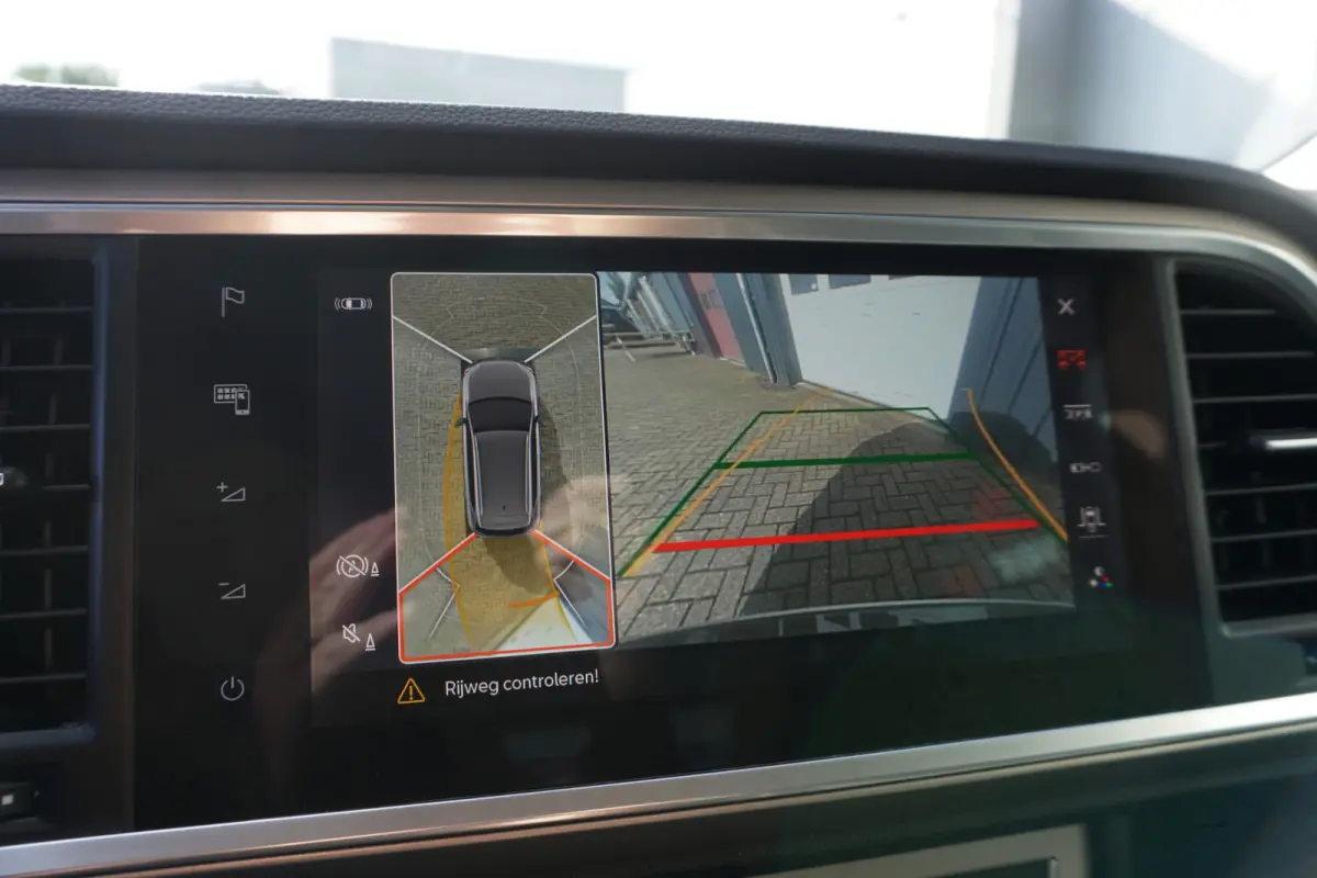 1.5 TSI DSG Xperience Intense | CAMERA | TREKHAAK | STOEL/STUURVERW. | LEDER/ALCANTARA |