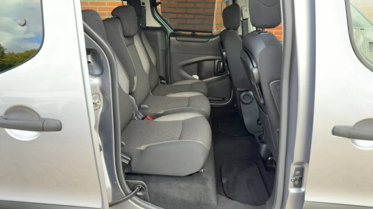 1.2 PureTech 110PK Allure | Trekhaak | Camera | Navigatie | parkeersensoren | Nieuwe Distributieriem | Cruise Control | Climate Control