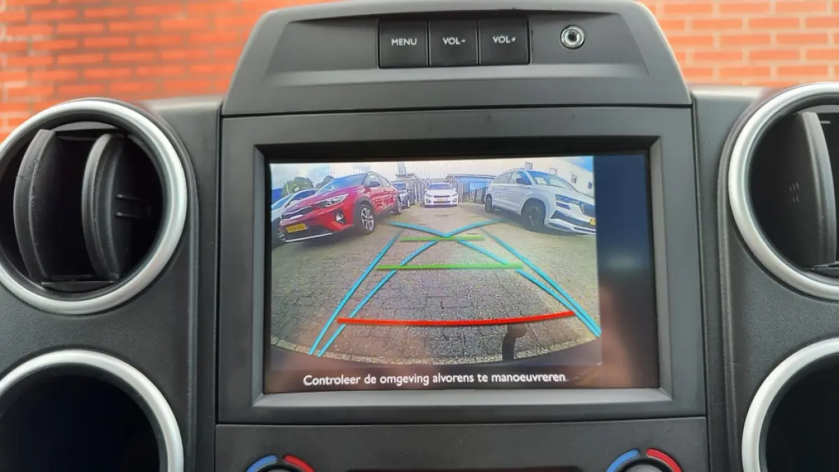 1.2 PureTech 110PK Allure | Trekhaak | Camera | Navigatie | parkeersensoren | Nieuwe Distributieriem | Cruise Control | Climate Control