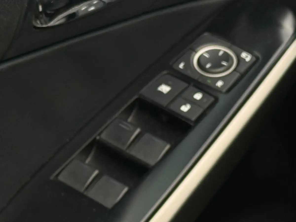 300h Business Line Navi|Camera|ORG NL Auto