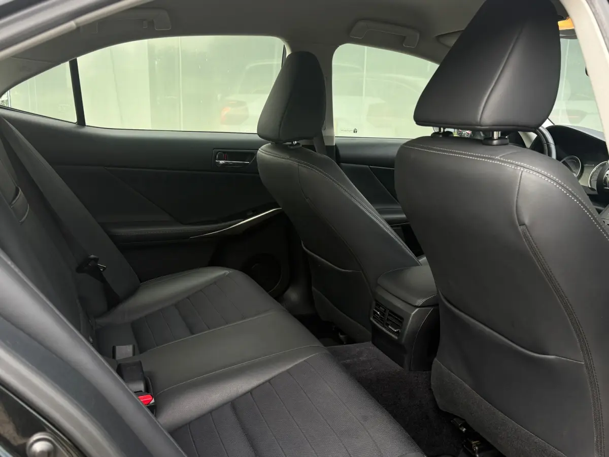 300h Business Line Navi|Camera|ORG NL Auto
