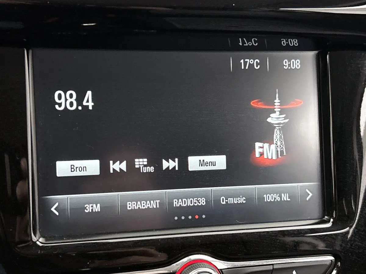 1.0 Turbo Innovation | Parkeersensoren | Applecarplay | Bluetooth | Cruise control |