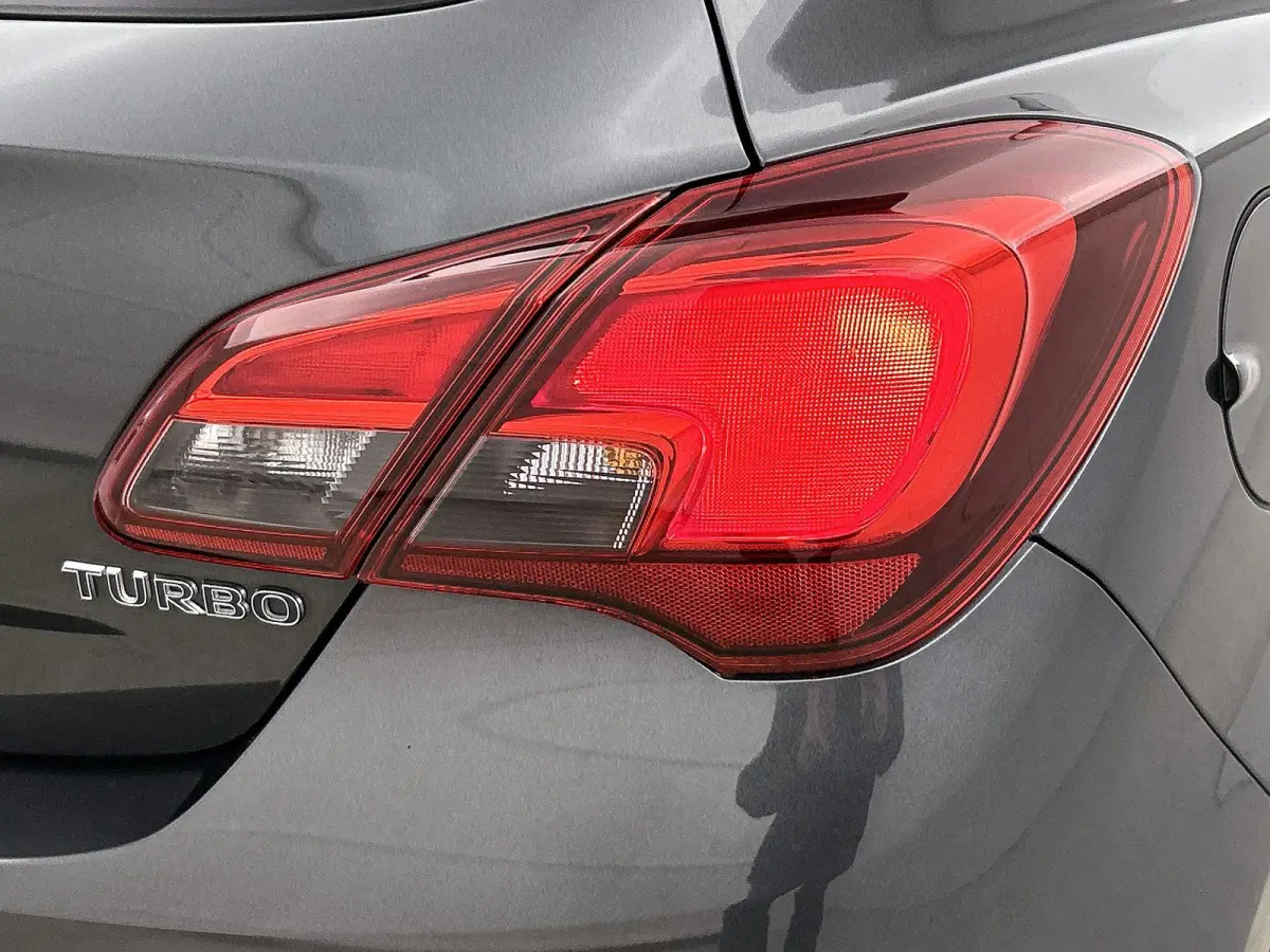 1.0 Turbo Innovation | Parkeersensoren | Applecarplay | Bluetooth | Cruise control |