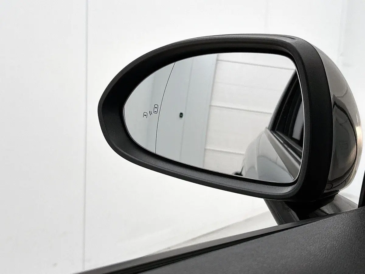 1.0 Turbo Innovation | Parkeersensoren | Applecarplay | Bluetooth | Cruise control |