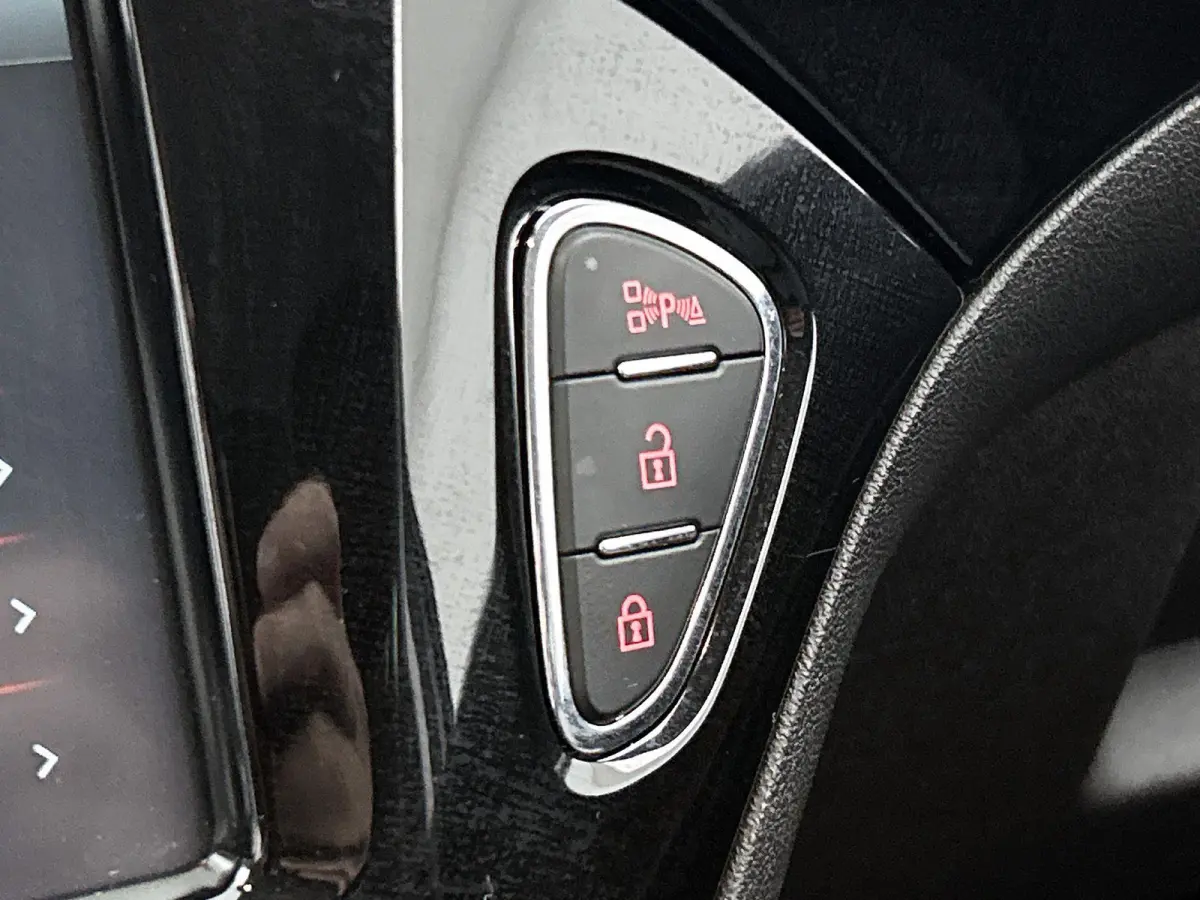 1.0 Turbo Innovation | Parkeersensoren | Applecarplay | Bluetooth | Cruise control |