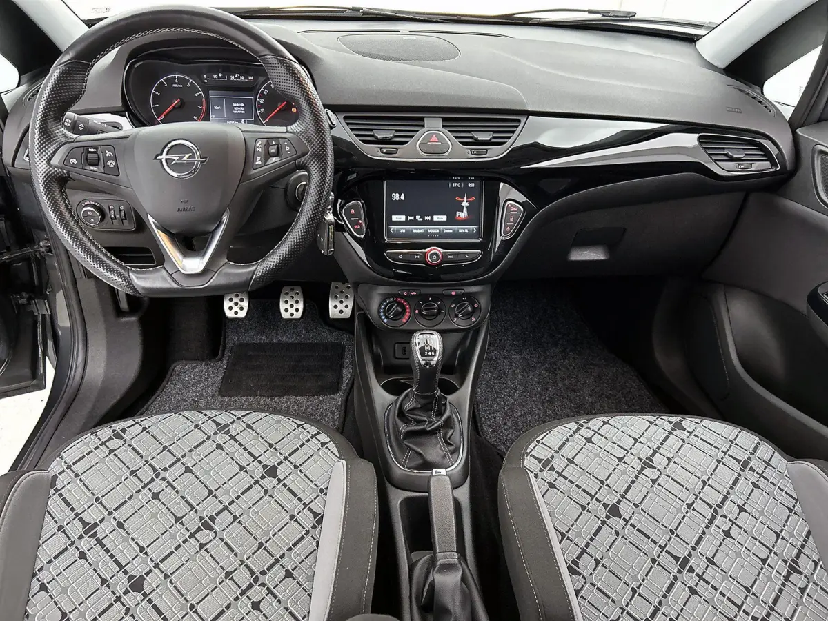 1.0 Turbo Innovation | Parkeersensoren | Applecarplay | Bluetooth | Cruise control |