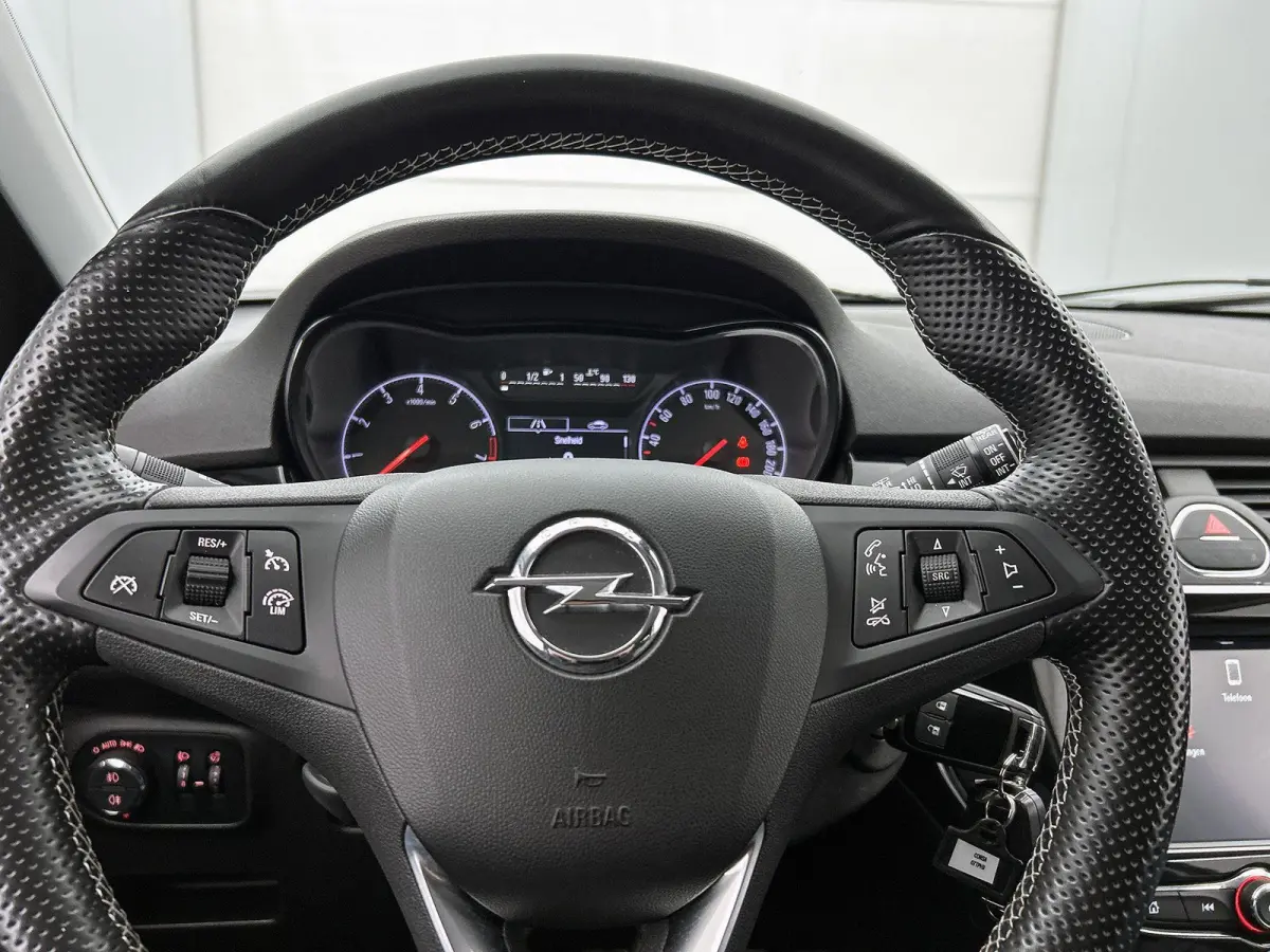 1.0 Turbo Innovation | Parkeersensoren | Applecarplay | Bluetooth | Cruise control |
