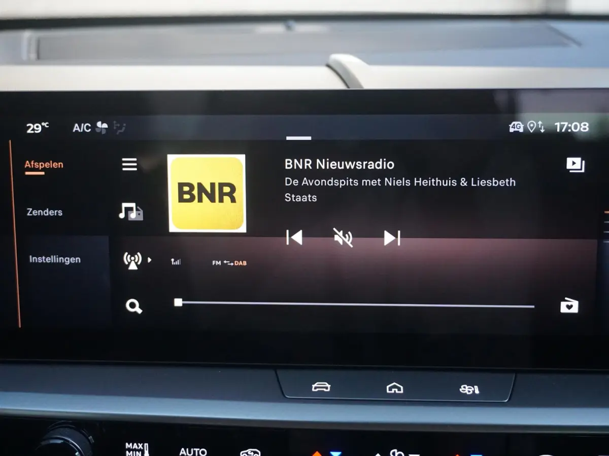 Business Edition 97 kWh | Long Range | WLTP 694 |  Panorama schuifdak | HUD | Premium HiFi | LED Pixel |
