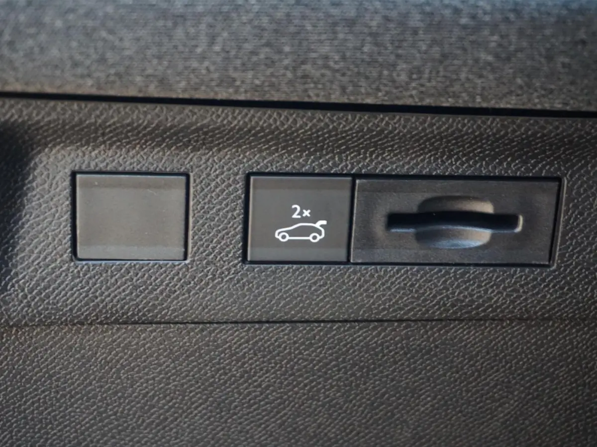 Business Edition 97 kWh | Long Range | WLTP 694 |  Panorama schuifdak | HUD | Premium HiFi | LED Pixel |