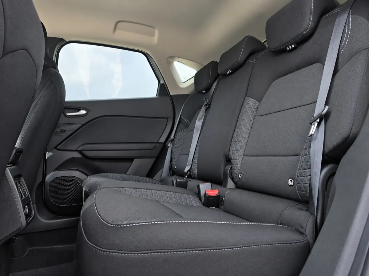 1.0 TCe 90 Evolution Techno | Apple Carplay/Android | Camera | Navi | Parkeersensoren | Cruise contr | Led