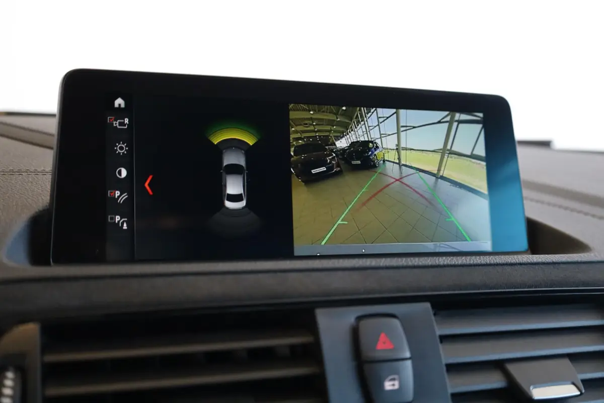 M2 DCT CS | Achteruitrijcamera |  Harman-Kardon | M Driver's Package | Adaptieve LED |