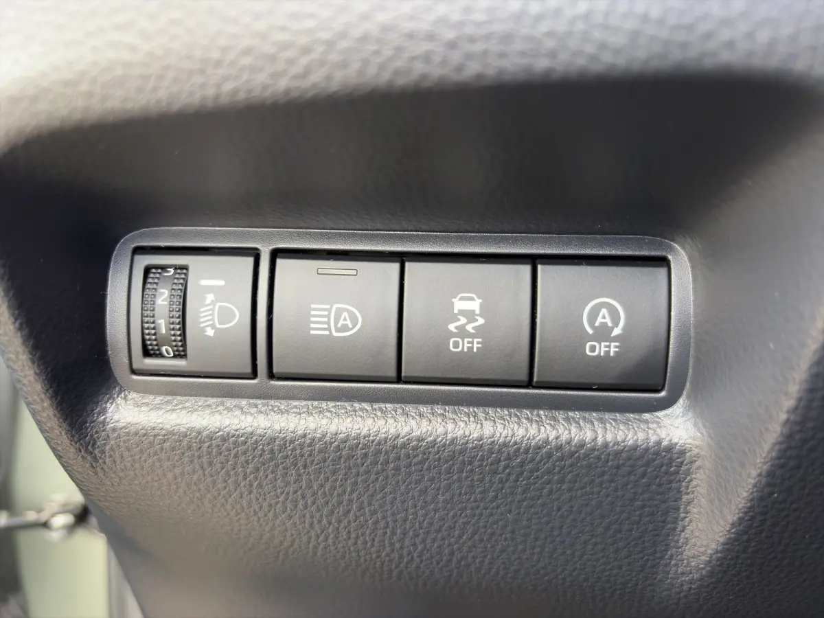 1.0 VVT-i MT Pulse | Trekhaak | Camera | Lichtmetalen velgen | Carplay | Cruise control | Parkeersensoren | Airco