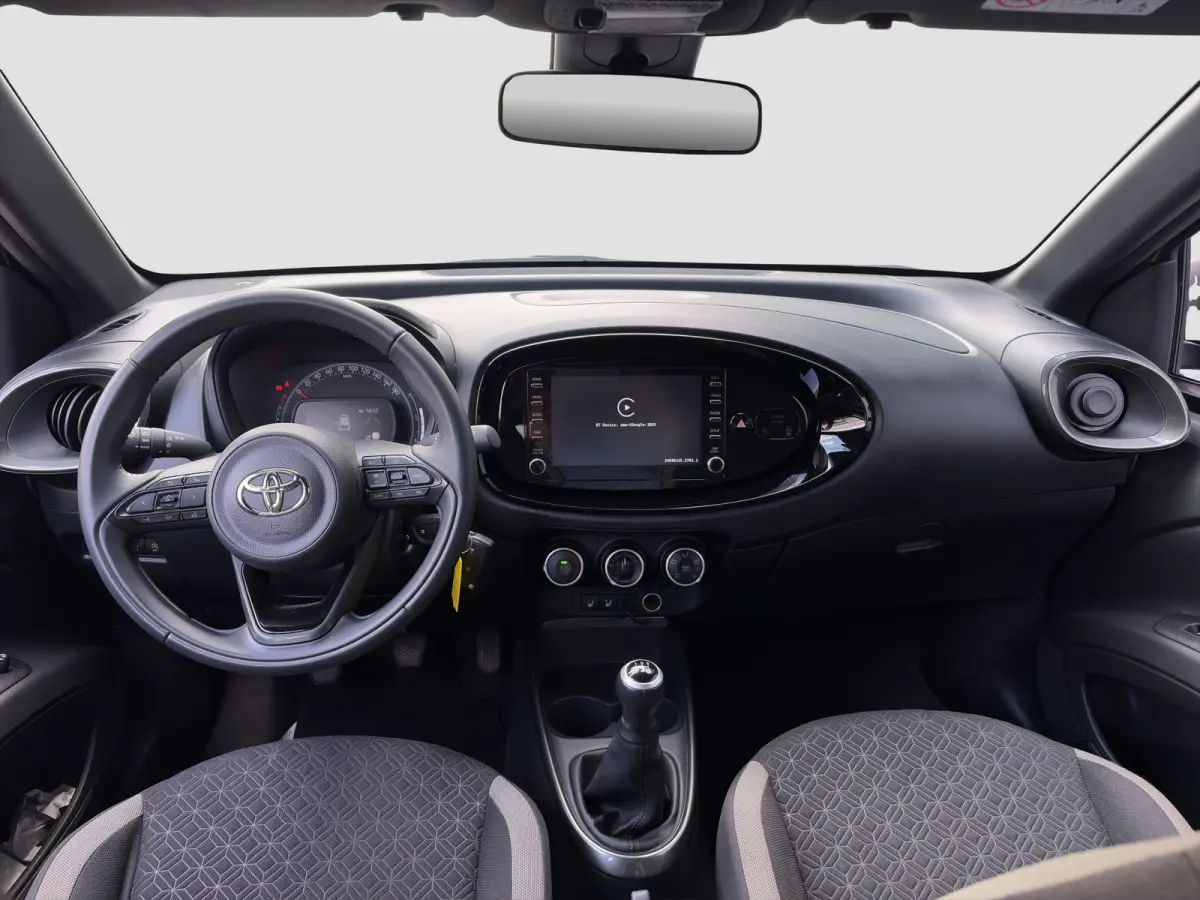 1.0 VVT-i MT Pulse | Trekhaak | Camera | Lichtmetalen velgen | Carplay | Cruise control | Parkeersensoren | Airco