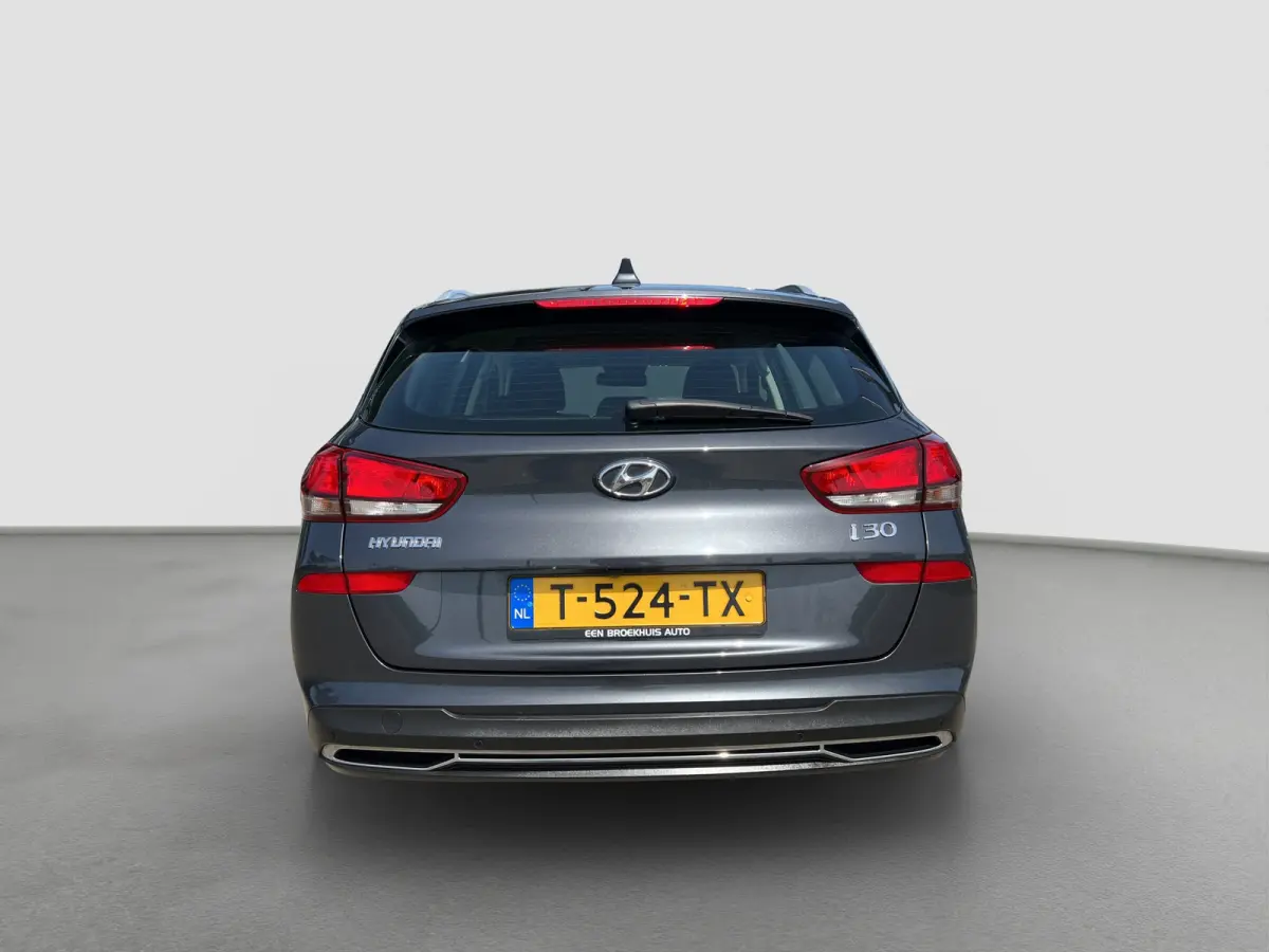 1.0 T-GDi 120pk MHEV Comfort Smart | Camera | Climate controle | Carplay | Cruise controle | Draadloos laden | Keyless entry | LED verlichting | Navigatie | Lichtmetalen velgen | Inklapbare 