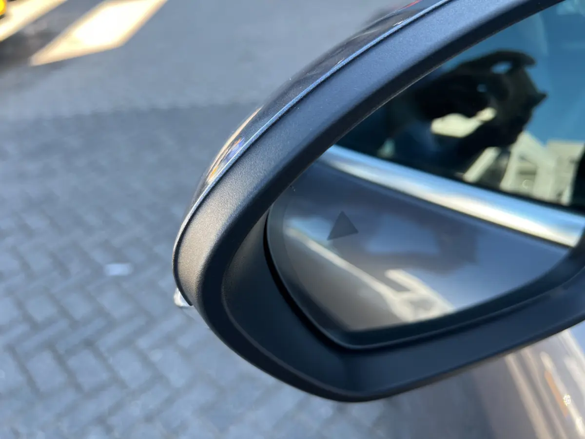 2.0 T 200pk AWD Super | 19'' velgen | Navigatie | Active suspension | Carplay | Elektrische stoelen | Adaptive crusie controle | Camera | Elektrische achterklep | Stoelgeheugen | Dodehoek de