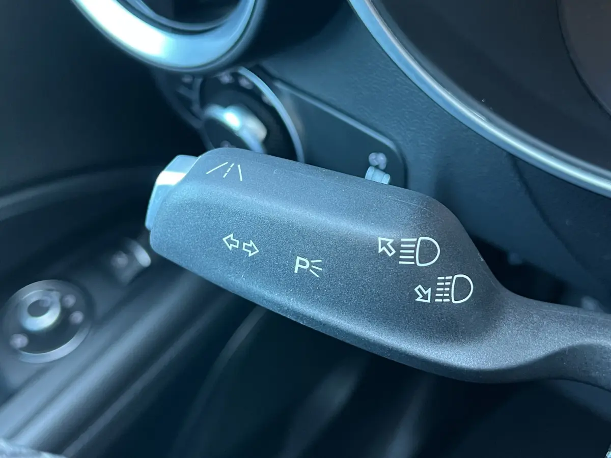 2.0 T 200pk AWD Super | 19'' velgen | Navigatie | Active suspension | Carplay | Elektrische stoelen | Adaptive crusie controle | Camera | Elektrische achterklep | Stoelgeheugen | Dodehoek de