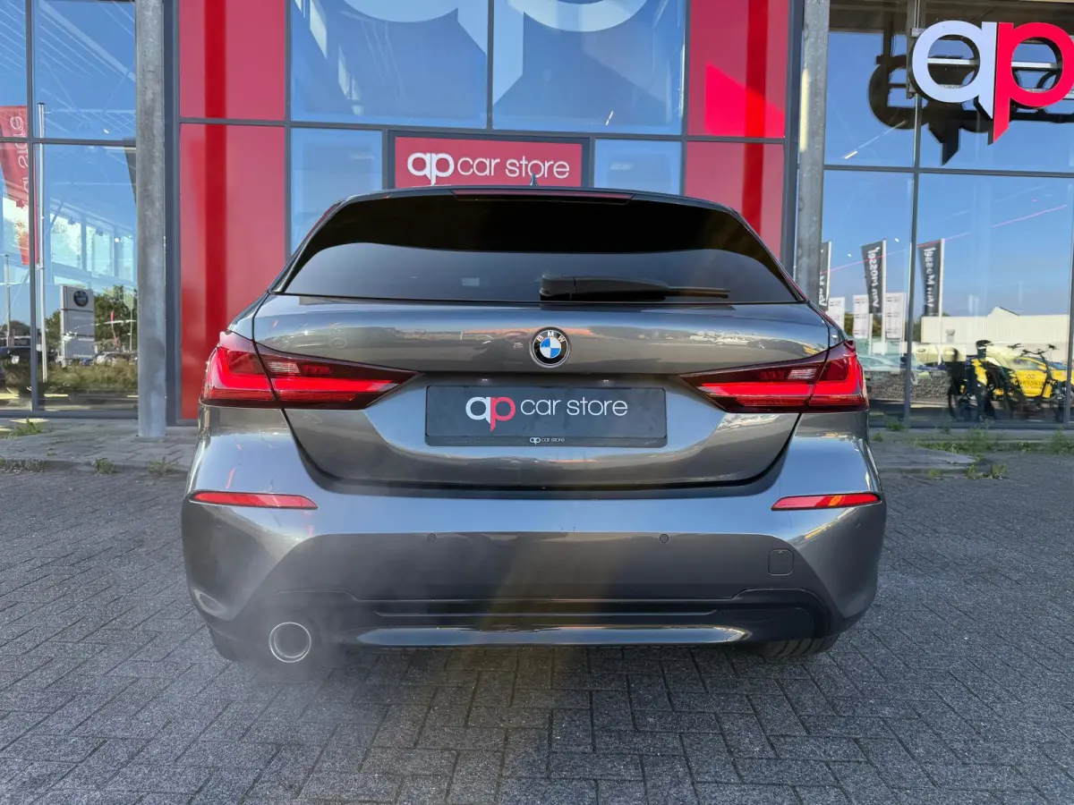 118i Business Edition