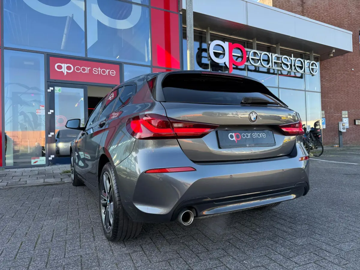 118i Business Edition
