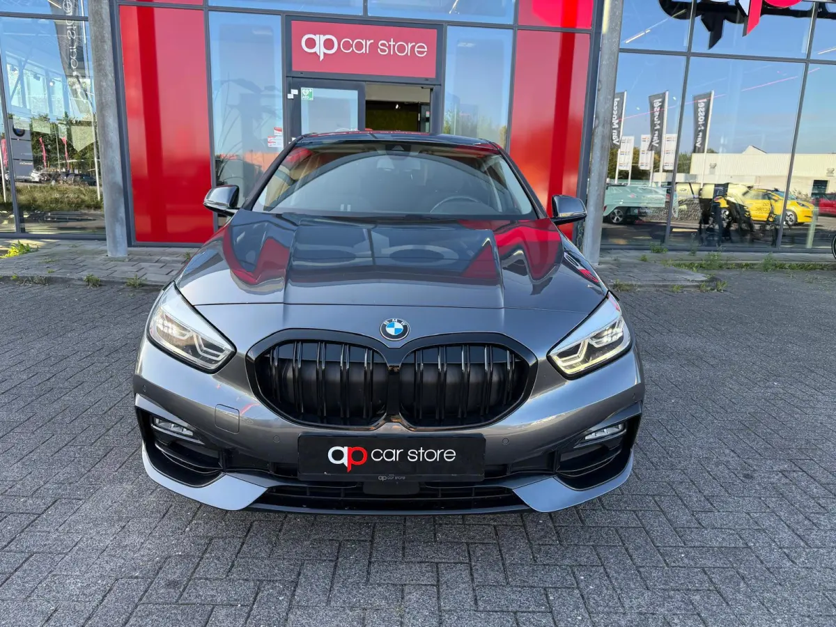 118i Business Edition
