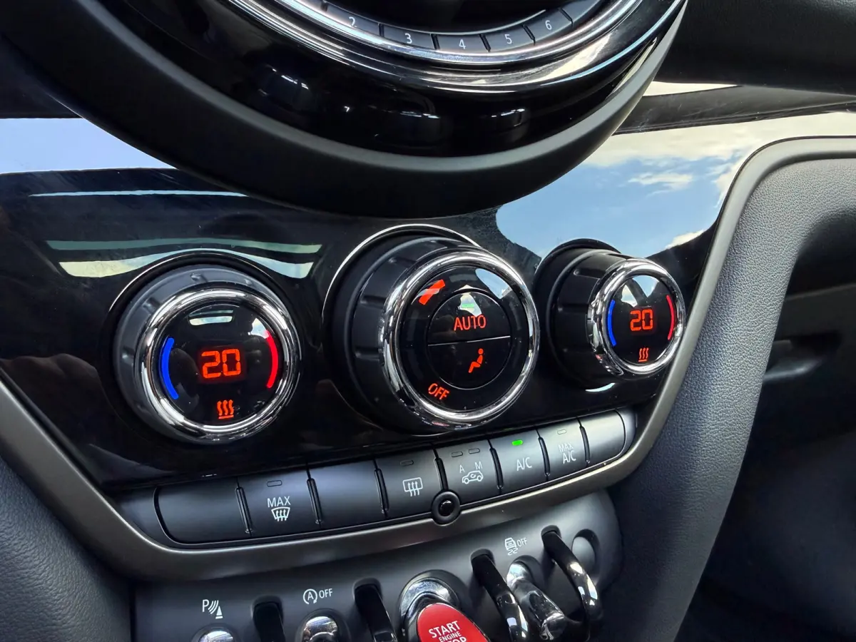1.5 Cooper Pepper - Automaat - Navi - Pano/Schuifdak - Leder - Org.NL