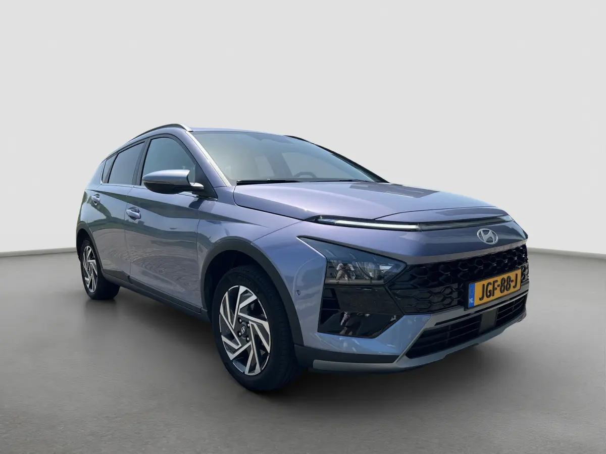 Premium 1.0 T-GDi Automaat | Camera | Climate controle | Carplay | Stoelverwarming | Digitaal cockpit | Stuurverwarming | Privacy Glass | Dodehoekdetectie