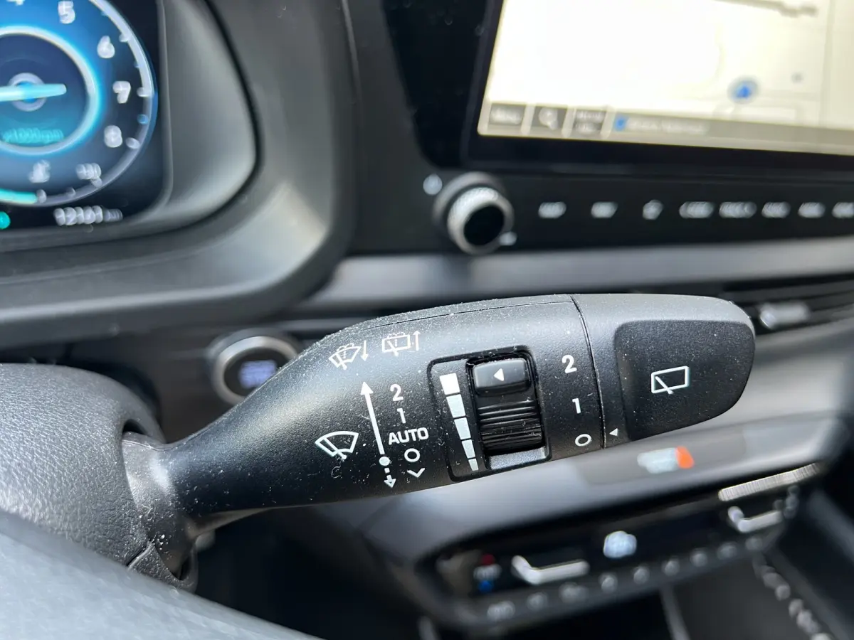 Premium 1.0 T-GDi Automaat | Camera | Climate controle | Carplay | Stoelverwarming | Digitaal cockpit | Stuurverwarming | Privacy Glass | Dodehoekdetectie