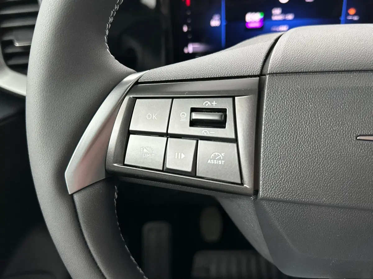 1.2 Turbo Edition | Adaptive Cruise Control | Stuur&Stoel Verwarming | Navigatie | Apple Carplay&Android Auto |