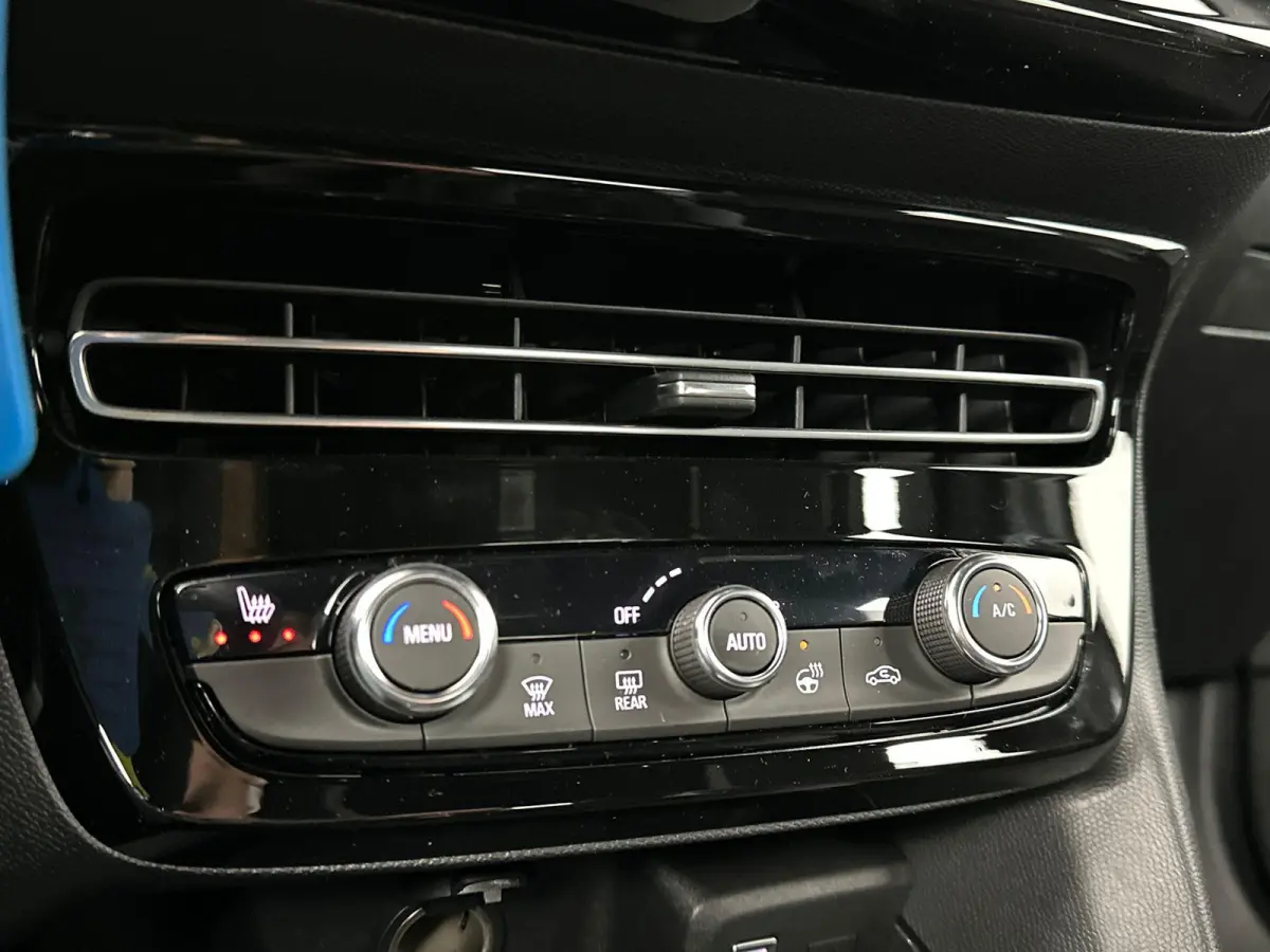 1.2 Turbo Edition | Adaptive Cruise Control | Stuur&Stoel Verwarming | Navigatie | Apple Carplay&Android Auto |
