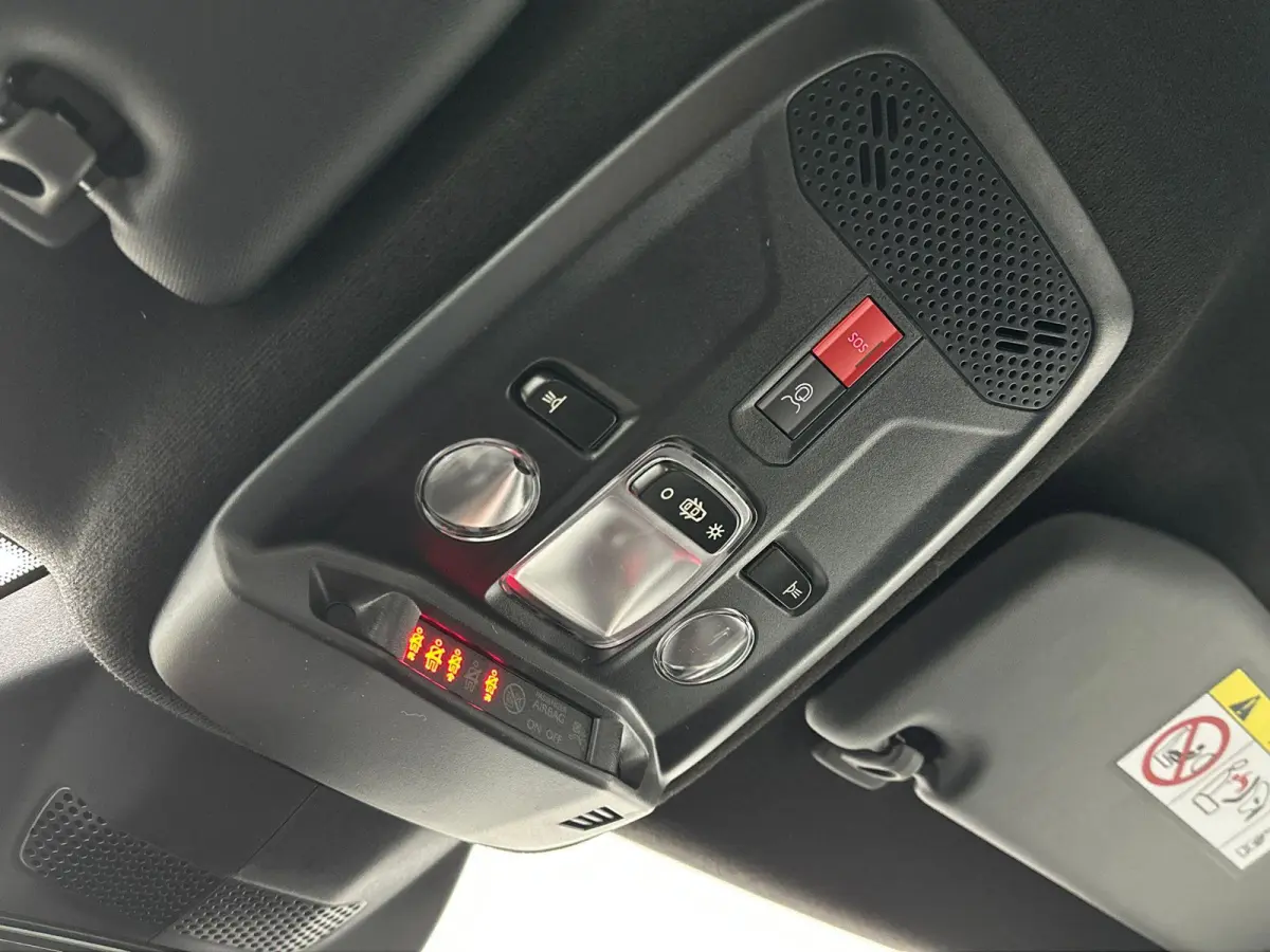 1.2 Turbo Edition | Adaptive Cruise Control | Stuur&Stoel Verwarming | Navigatie | Apple Carplay&Android Auto |