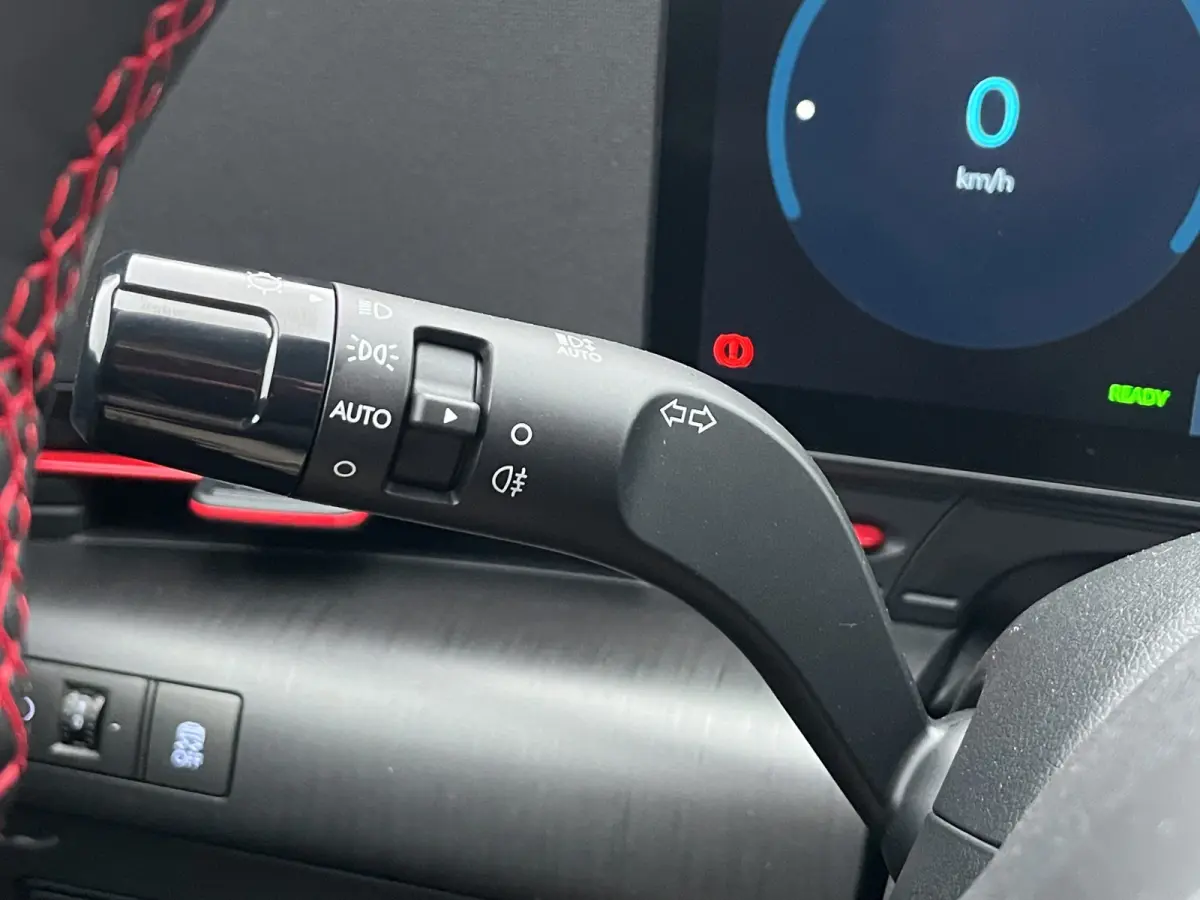 N-Line 65.4 kWh 217pk SOH 100% | Premium audio | 360 camera | Bestuurdersstoel met geheugen | Adaptive cruise control | Dodehoek detectie | Full LED koplampen | Stoelverwarming | Stoelventil