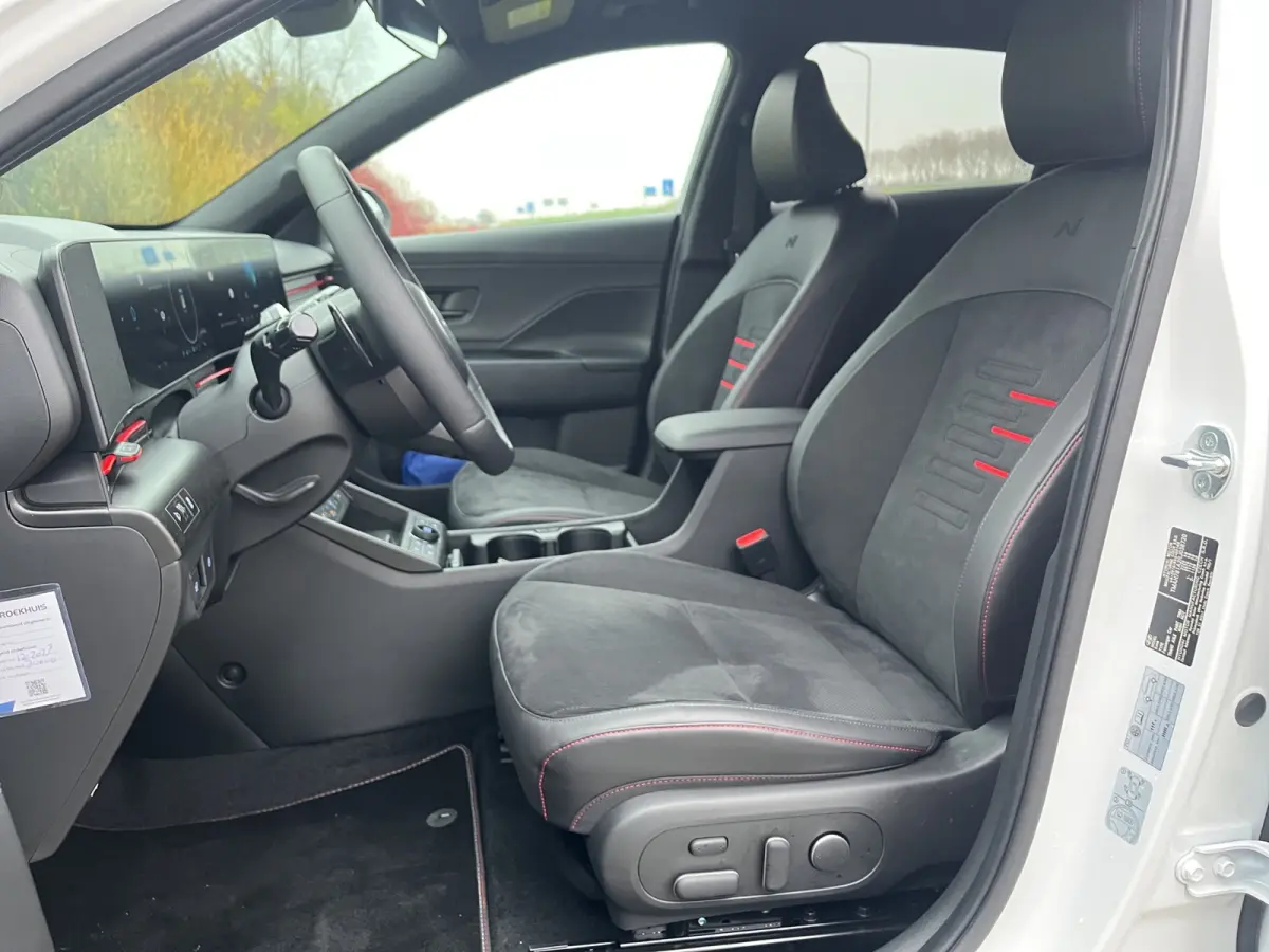 N-Line 65.4 kWh 217pk SOH 100% | Premium audio | 360 camera | Bestuurdersstoel met geheugen | Adaptive cruise control | Dodehoek detectie | Full LED koplampen | Stoelverwarming | Stoelventil