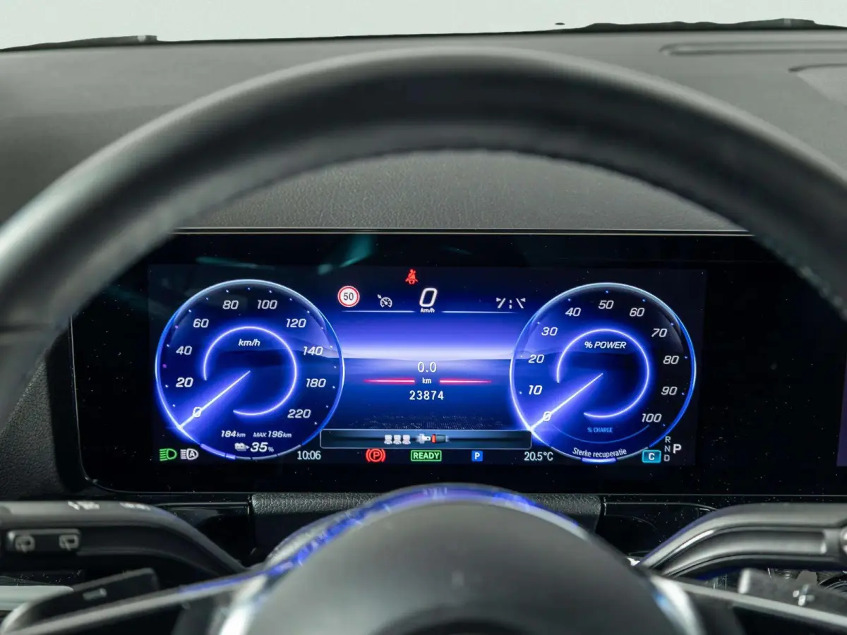 250+ Luxury Line 71 kWh