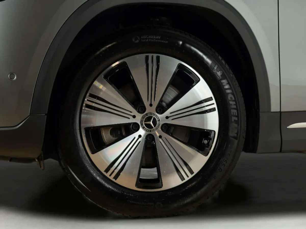 250+ Luxury Line 71 kWh