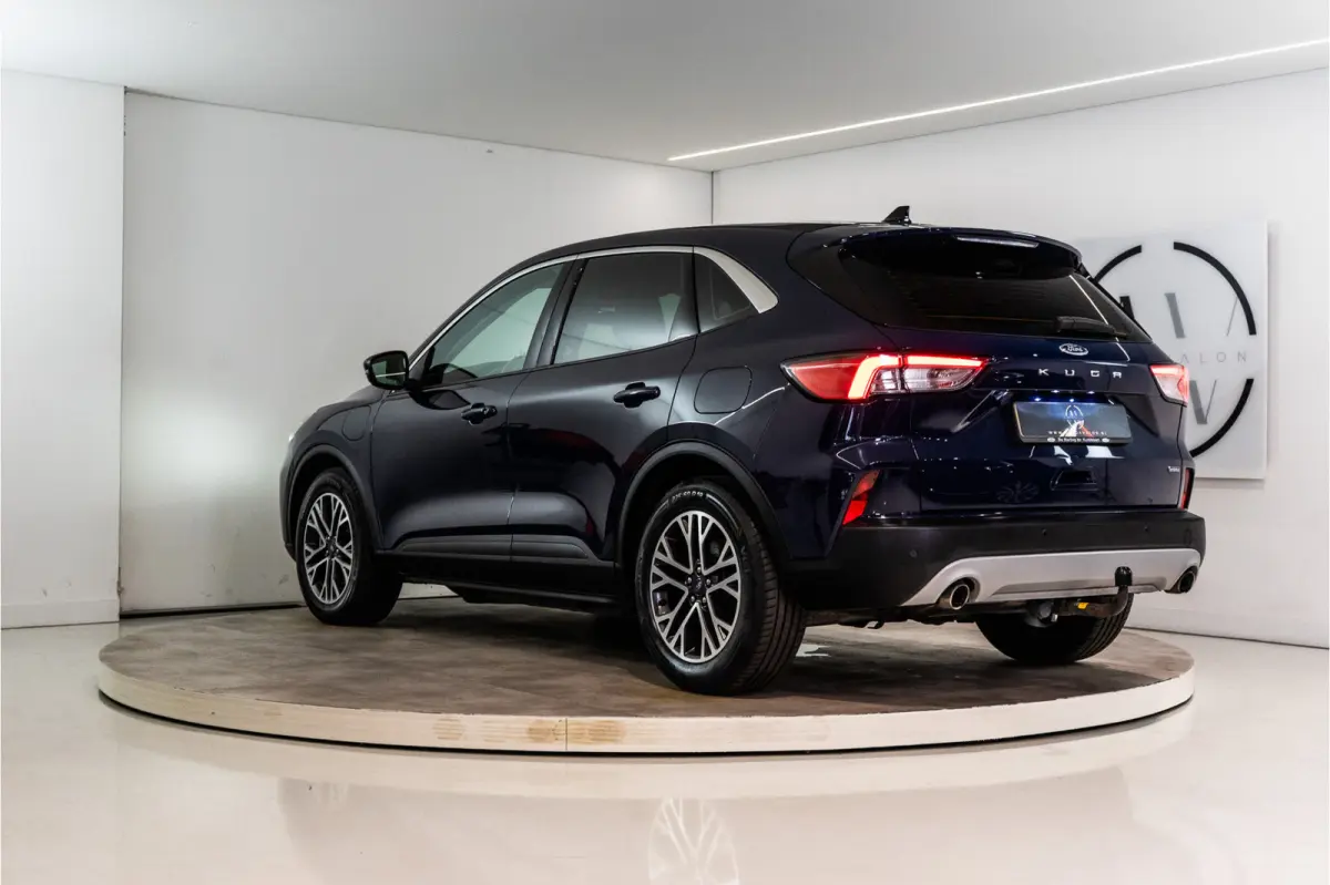 2.5 PHEV Titanium 225PK | LED | Trekhaak | Keyless | Sync III | Lane | Garantie